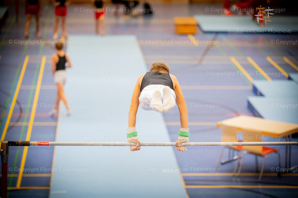 Promo-54 | "Fussifoto.com – Ihr Ansprechpartner für hochwertige Fotografie! Entdecken Sie kreative Bilder und professionelle Dienstleistungen. Kontaktieren Sie uns für Ihre Projekte!"