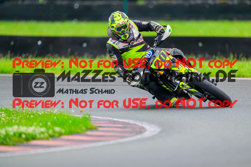 MaZZes_FotoMatrix_240622_6007705_5238 | UE40