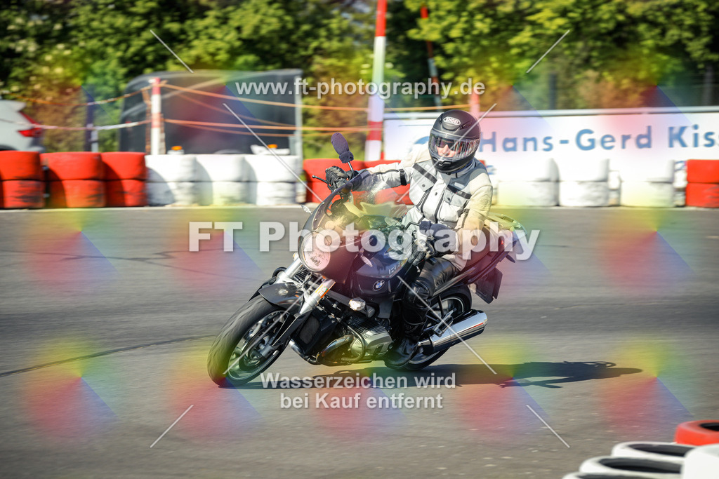 OBK_Mai_Martina_Markus-10288 | Hier findet Ihr Bilder von Touristenfahrten auf der Nürburgring Nordschleife oder von anderen Veranstaltungen die ich besucht habe. Viel Spass beim Durch Schauen 