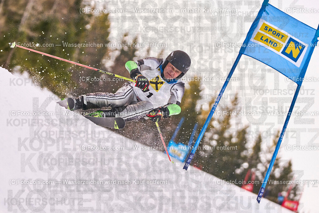 ALP1002_MastersCup-RTL-II_LKHF_Sigmund Karl | NÖ Raiffeisen MastersCup, Jugend - Damen - Herren, Riesentorlauf-Rennen 2 auf der Fuchswaldpiste in Lackenhof am Ötscher, durchführender Verein: Schiklub Lackenhof, So 9. Februar 2025.