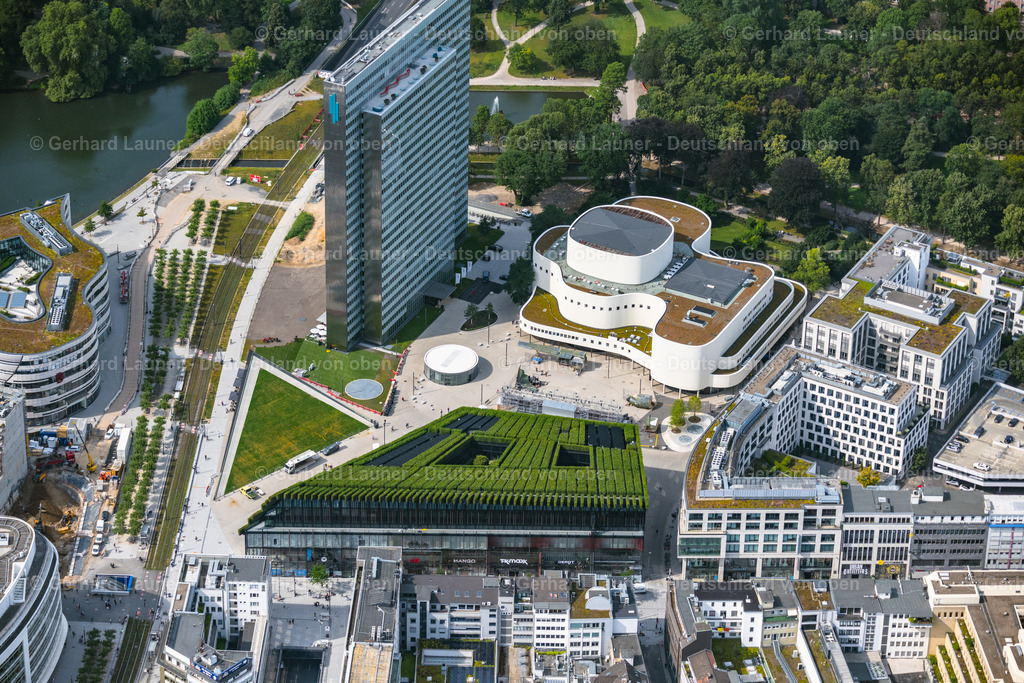 4049561 | Begrüntes Haus, Geschäfts- und Büro-Anlage „Kö-Bogen 2“Gustaf-Gründgens-Platz