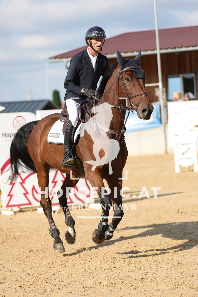 0P6A7996 | Willkommen bei Brunnmayr - Design & Fotografie – Ihrem Spezialisten für Reitturniere und Pferdeveranstaltungen in Oberösterreich, Salzburg und Bayern! Seit über 17 Jahren sind wir leidenschaftlich dabei.