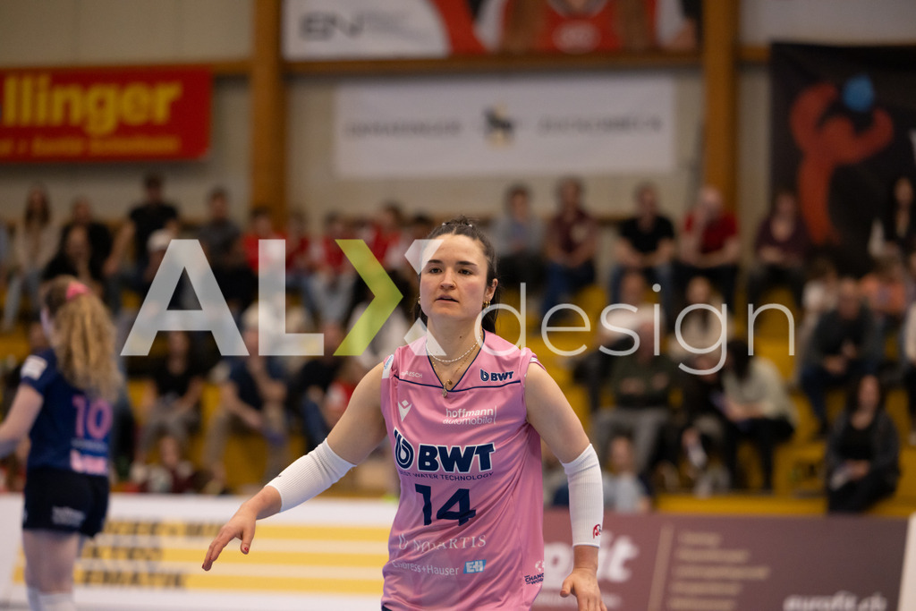 Volleyball I Frauen I Saison 2025-2026 I Volleyball NLA | Women I 1/2 Finals I  VC Kanti Schaffhausen - Sm'Aesch Pfeffingen I 07.03.2026 | 14 Romina Schnyder (CH) (Sm'Aesch Pfeffingen) – Libera - Realisiert mit Pictrs.com