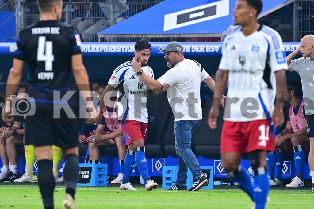 KBS Picture_HSV-HerthaBSC_008 | v.l. Reis Ludovit (HSV) , Baumgart Steffen Trainer (HSV) ,Sportplatz :  Volksparkstadion, - Realisiert mit Pictrs.com