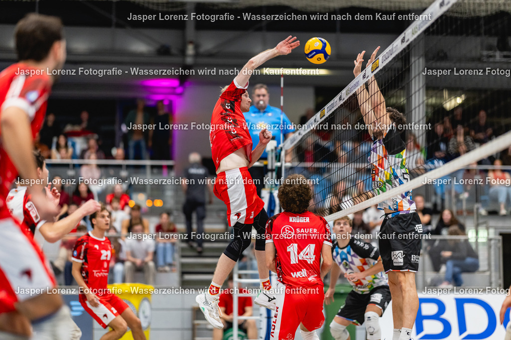 Volleyball I Herren I Saison 2026-2027 I 2. Bundesliga Nord I 03. Spieltag I Kieler TV - TSV Giesen GRIZZLYS II | Jasper Lorenz Fotografie - Realisiert mit Pictrs.com
