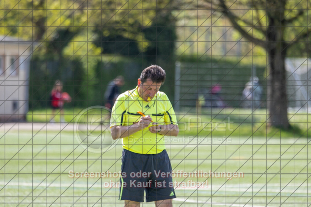 20250427_122633_0501 | #,1.Göppinger SV (weiß) vs. TSV Ruppertshofen (schwarz), Fußball, Frauen-Regionenliga 3 - Bezirk WfV, 21. Spieltag, Saison 2024/2025, Kunstrasenplatz Nord, Hohenstaufenstr. 116, 73033 Göppingen, 27.04.2025 - 11:00 Uhr,Foto: PhotoPeet-Sportfotografie/Peter Harich