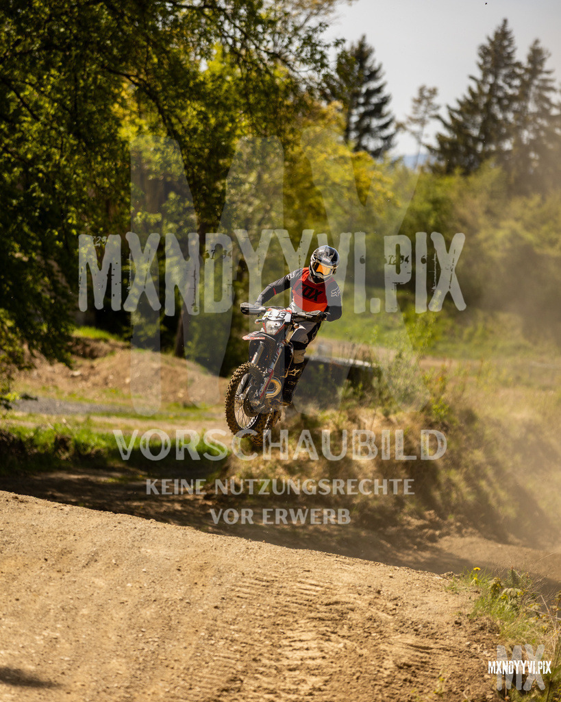 866A5153 | mxndyyvipix