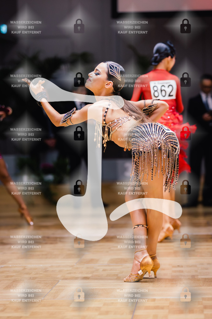 GOC 2025 - WDSF Solo Junior II Latin Female - 2025-08-21-8119 | Webshop for digital downloads and prints of dance sport, event & show photographer Julian Link - Realisiert mit Pictrs.com