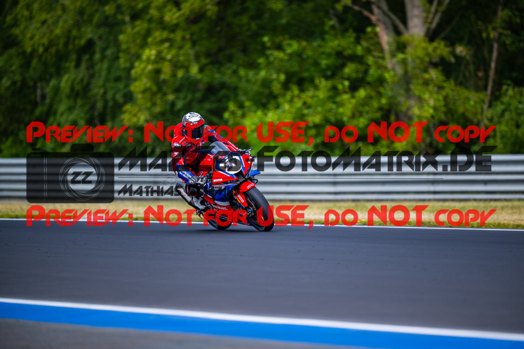 MaZZes_FotoMatrix_240720_6007705_9938 | SBK