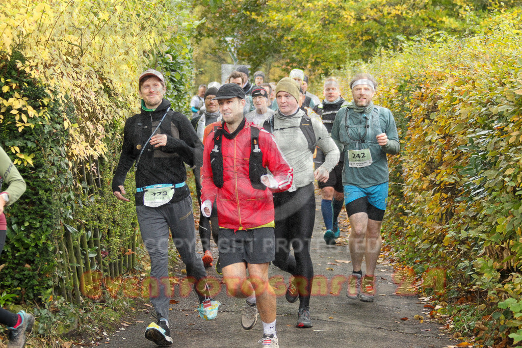 251026_1006_EV4_4174 | Sportfotografie im Rhein-Sieg Kreis, Köln, Bonn, NRW, Rheinland Pfalz, Hessen, etc. Unser Tätigkeitsfeld umfasst den Laufsport vom Volkslauf über den Marathon, Duathlon, Triathon bis zum Ultralauf wie Kölnpfad Ultra oder Schindertrail.