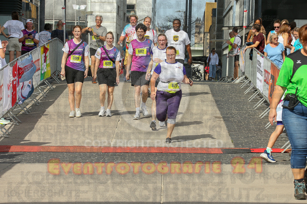 250920_1349_EX1_6805 | Sportfotografie im Rhein-Sieg Kreis, Köln, Bonn, NRW, Rheinland Pfalz, Hessen, etc. Unser Tätigkeitsfeld umfasst den Laufsport vom Volkslauf über den Marathon, Duathlon, Triathon bis zum Ultralauf wie Kölnpfad Ultra oder Schindertrail.