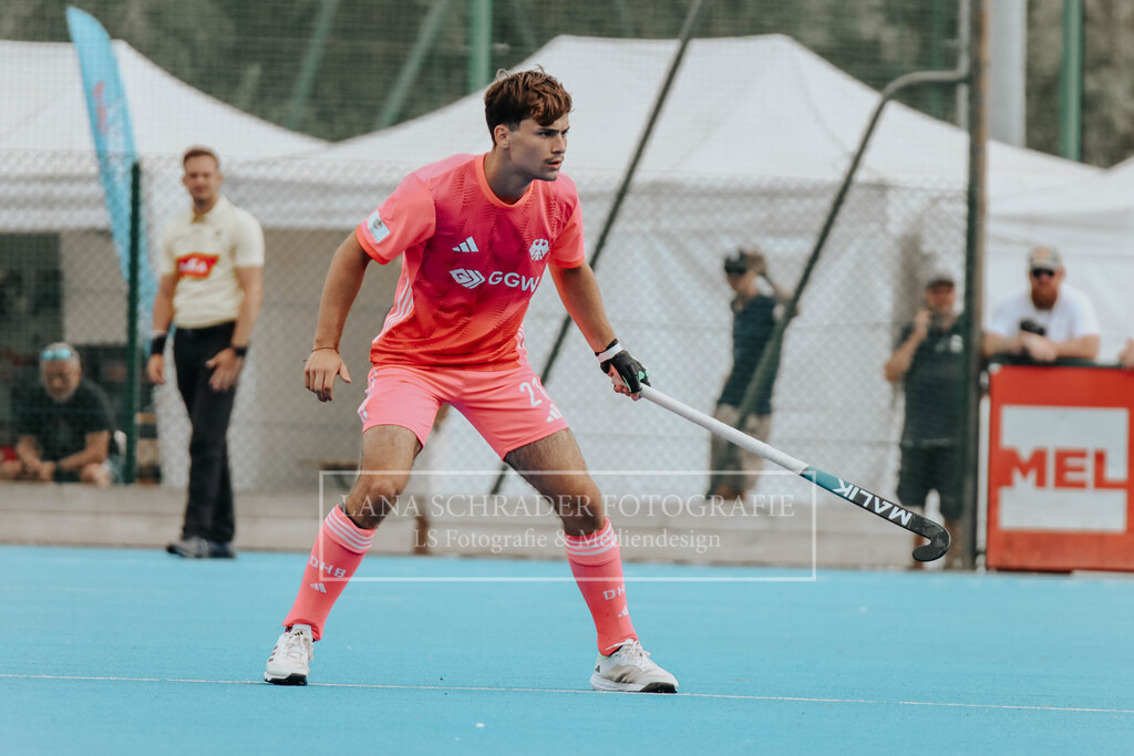 EM_MU18_F_GER-FRA_Lille_bearbeitet (77 von 433) | lanaschraderfotografie - Realisiert mit Pictrs.com