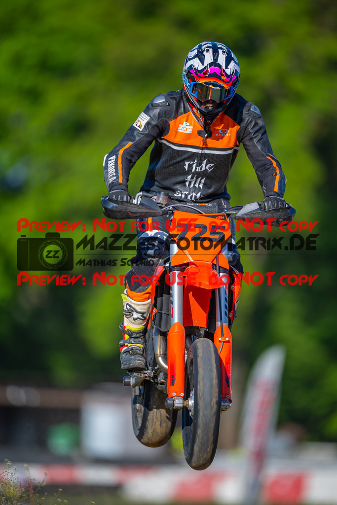 MaZZes-Fotomatrix-20260509-56770 | S5
