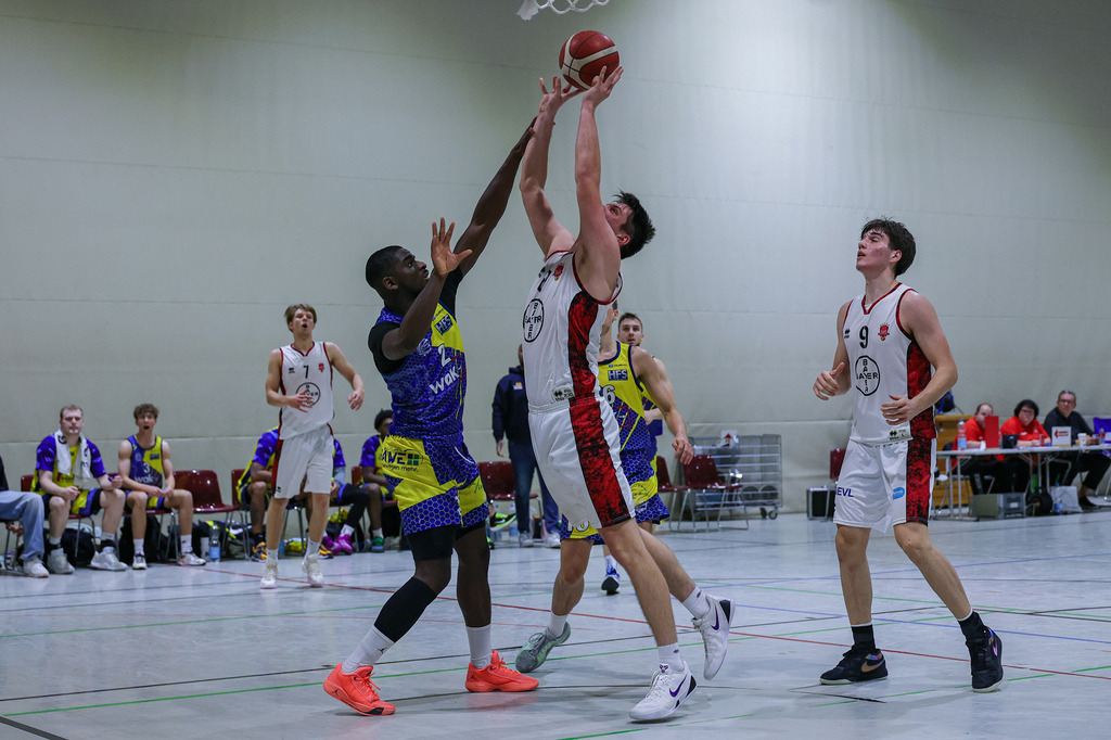 Regio BAYER GIANTS vs SV Haspe 70-99 | Fotos von Basketballspielen aus dem Raum NRW fotografiert von Gero Mueller-Laschet und Daniel Schaefer - Realisiert mit Pictrs.com
