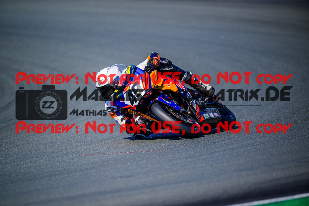 MaZZes_FotoMatrix_240601_6007705_1909 | SSP300