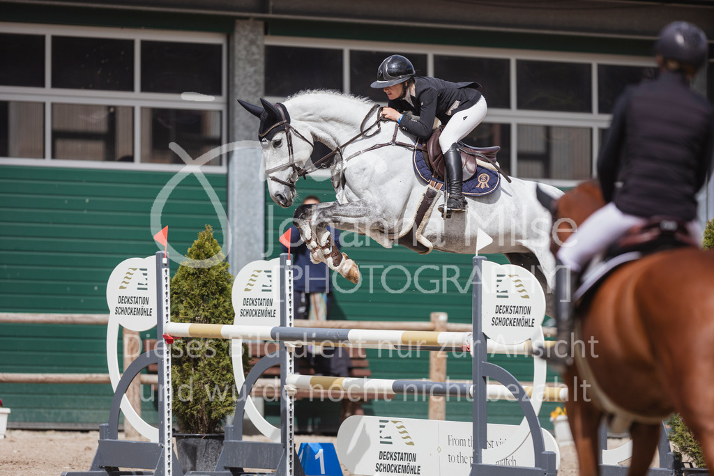 250506_Mühlen_SprPf-L2-421 | Deine schönsten Turniermomente als professionelle Fotos! Entdecke hochwertige Pferdesport-Fotografie im Online-Shop. Jetzt Fotos finden & bestellen!