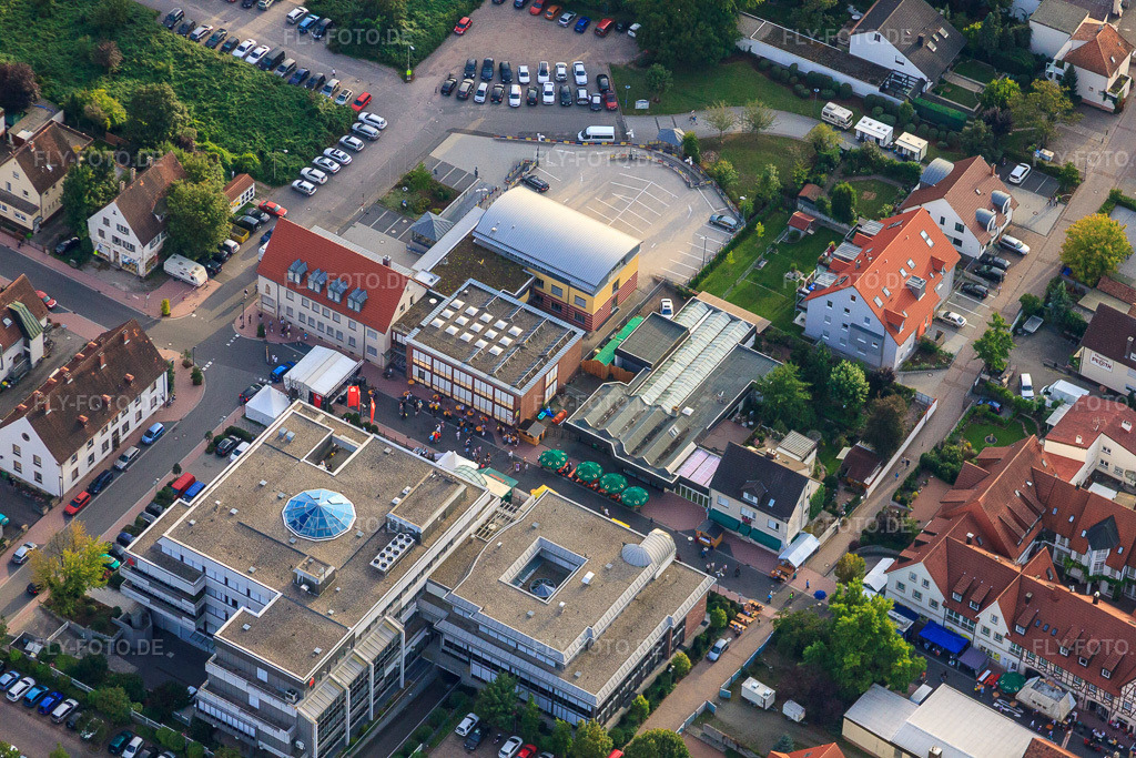Luftbild: Stadtfest 2011 in der Gartenstr in Kandel im Bundesland Rheinland-Pfalz in Deutschland. Foto: IMG_44982.jpg vom 03.09.2011 durch Werner Riehm/FLY-FOTO.de