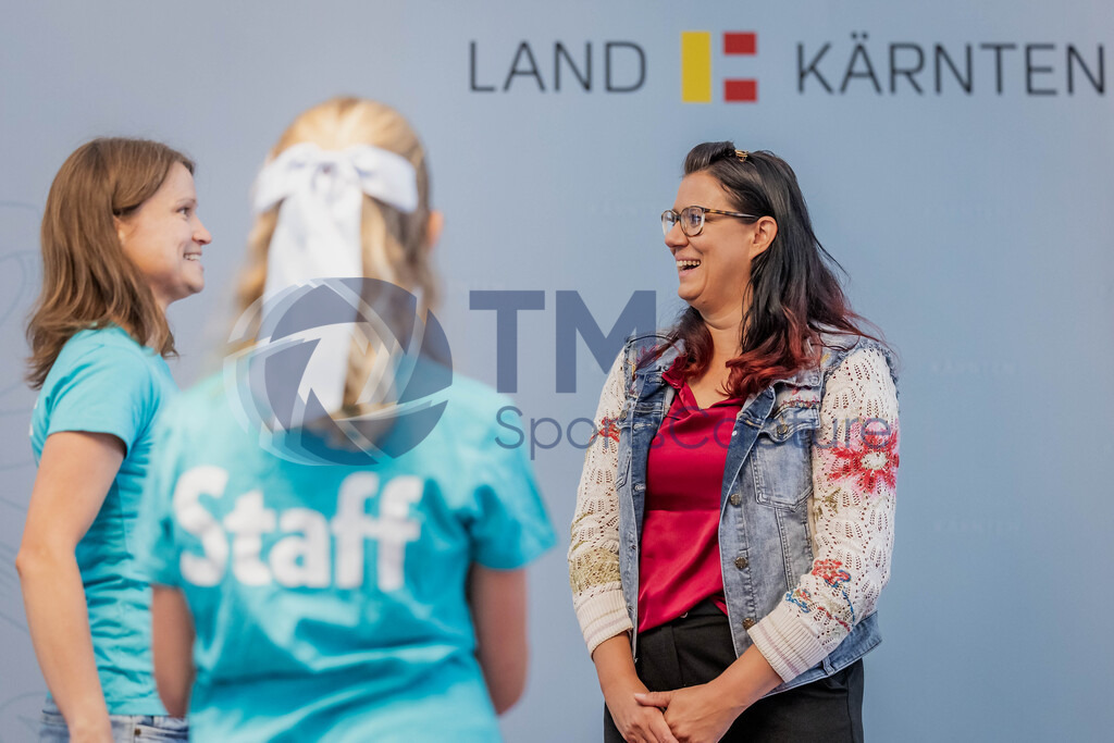 TM-20250605-0041 | Pressetermin mit Landesrätin Sara Schaar, Fachreferent für Jugend Joachim Zmölnig, der Dreikönigsaktion und Katholischen Jungschar.Spiegelsaal, Klagenfurt, Österreich.Copyright: TM Sportscapture/Matthias Trinkl