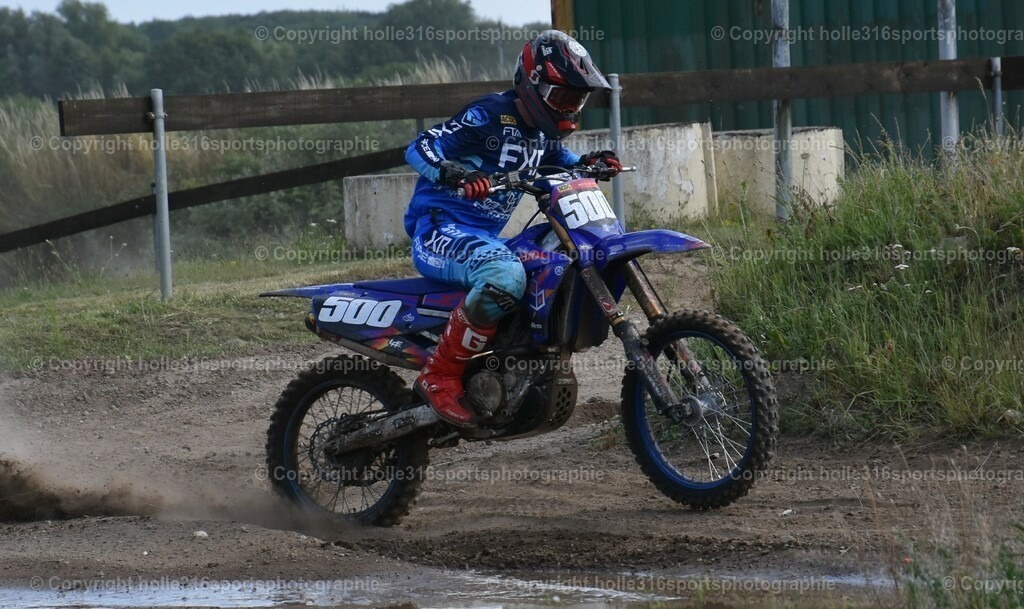 DSC_0335 (2) | Sportfotografie , Motorsport, Motoross, Reitsport, Mointainbike, Enduro,
Landschaft , Outdoor, Eventfotografie, Landschaft, Bilder online bestellen - Realisiert mit Pictrs.com