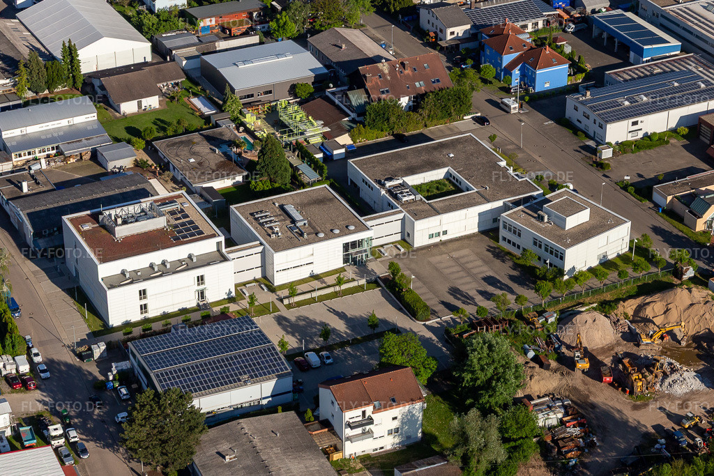 Luftbild: Stiftung Kirchliches Rechenzentrum im Ortsteil Eggenstein in Eggenstein-Leopoldshafen im Bundesland Baden-Württemberg in Deutschland. Foto: IMG_126746.jpg vom 28.05.2021 durch Werner Riehm/FLY-FOTO.de