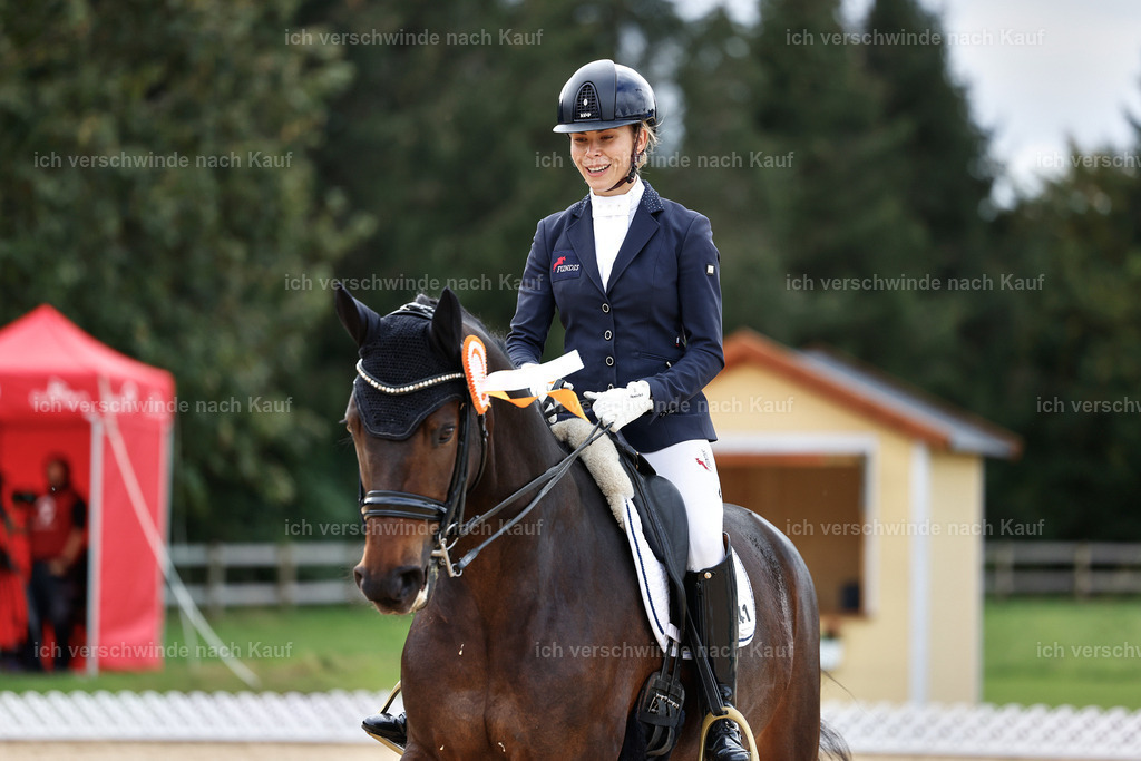 3-Siegerehrung-Dressur M_-StoibPH-2582 | working equitationturnier fotograf videograf stoibphotography marixx film working equitation deutschland reitsport turnierfotografie eventfotografie equestrian events