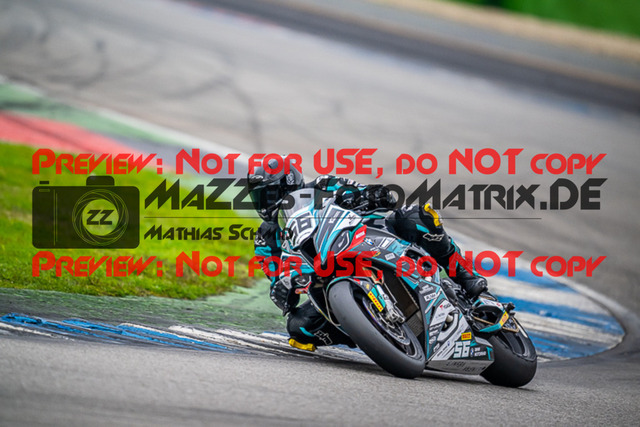 MaZZes_FotoMatrix_220925_0672 | PRO SUPERSTOCK