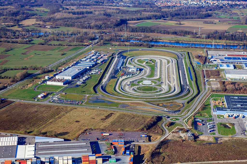 Luftbild: Daimler Truck Testgelände im Industriegebiet Oberwald in Wörth am Rhein im Bundesland Rheinland-Pfalz in Deutschland. Foto: IMG_23225.jpg vom 02.12.2009 durch Werner Riehm/FLY-FOTO.de