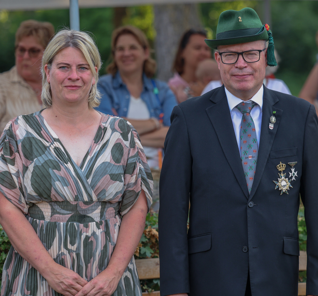 top-top.de-250704-177 | Foto, Video, Fotografie, Videografie, Fotobox, DJ, Discjockey, Musik, Musikbox, Veranstaltung, Photobooth, Amazon, Ebay, Buchtipp, Bestseller, Autor, Verlag, Buch, Wesel, Hamminkeln, NRW, Dinslaken, Rees, Drohne, Hochzeit, Party, Fotobox, Wesel, Fotograf