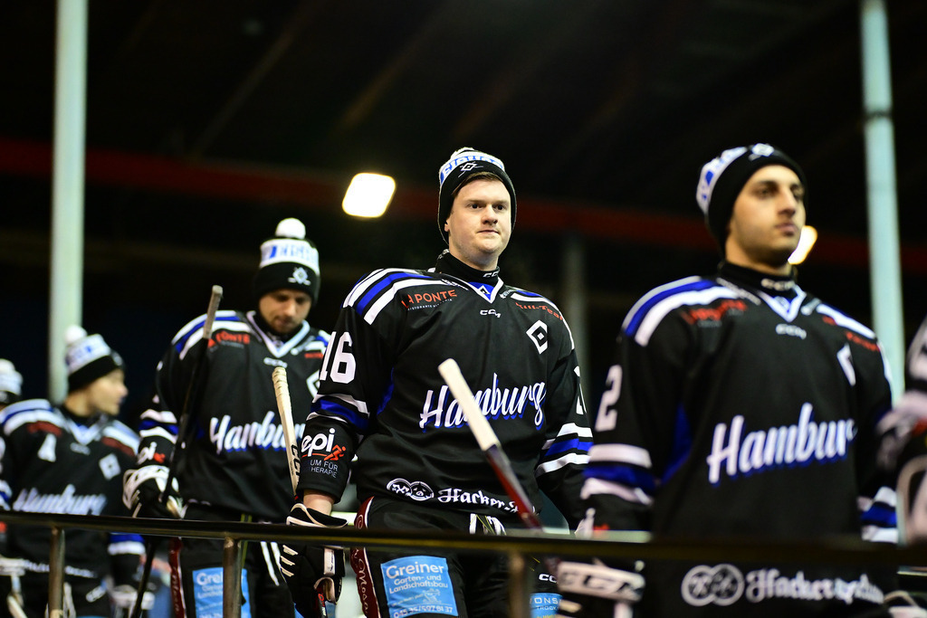 Eishockey I Herren I Saison 2024-2025 I Regionalliga Nord I 14. Spieltag I Hamburger SV - TuS Harsefeld Tigers | Der Sportfotograf. - Realisiert mit Pictrs.com