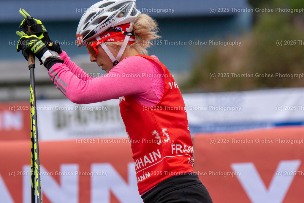 Deutsche Meisterschaften Biathlon | Deutsche Meisterschaften Biathlon, Speziallanglauf Frauen am 14.09.2018 in der DKB SKI ARENA in Oberhof, (Deutschland)

Bild: Horchler Karolin vom WSV Clausthal-Zellerfeld / BwB - Realisiert mit Pictrs.com