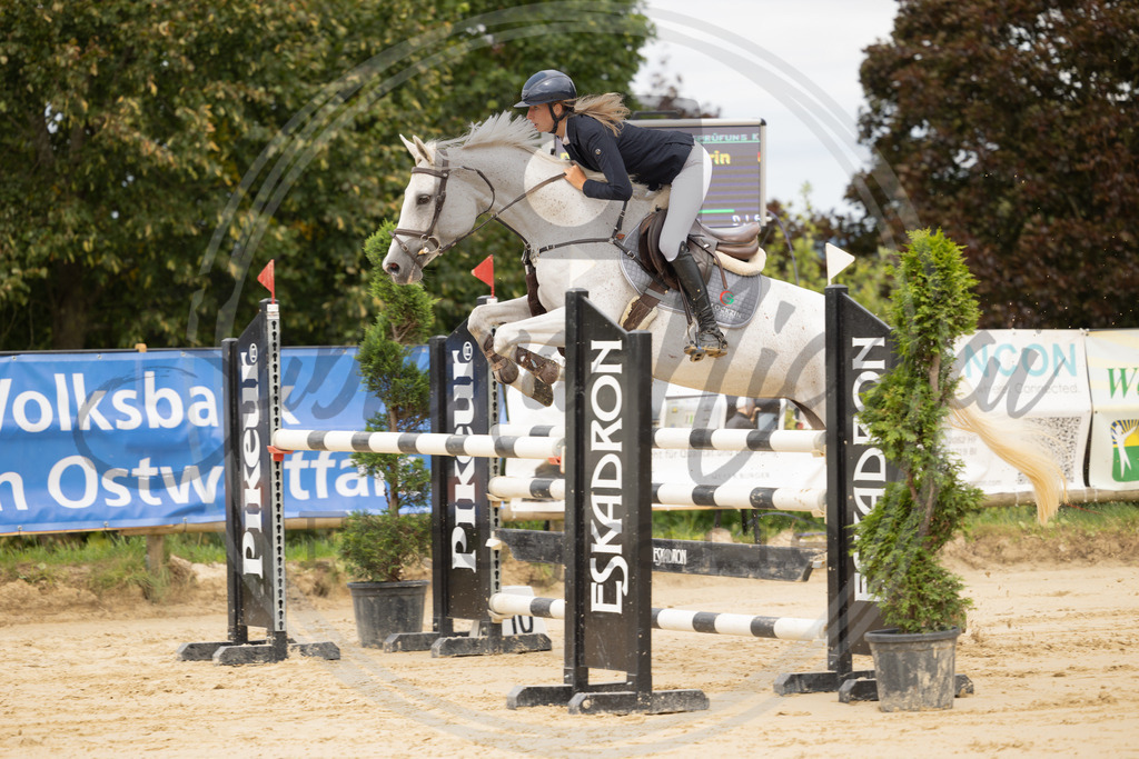 994A9154 | sabrinanicolaifotografie - Realisiert mit Pictrs.com