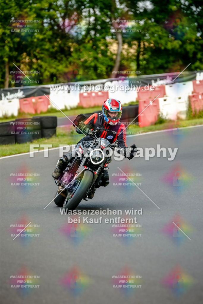 VBK-4565 | Hier findet Ihr Bilder von Touristenfahrten auf der Nürburgring Nordschleife oder von anderen Veranstaltungen die ich besucht habe. Viel Spass beim Durch Schauen 