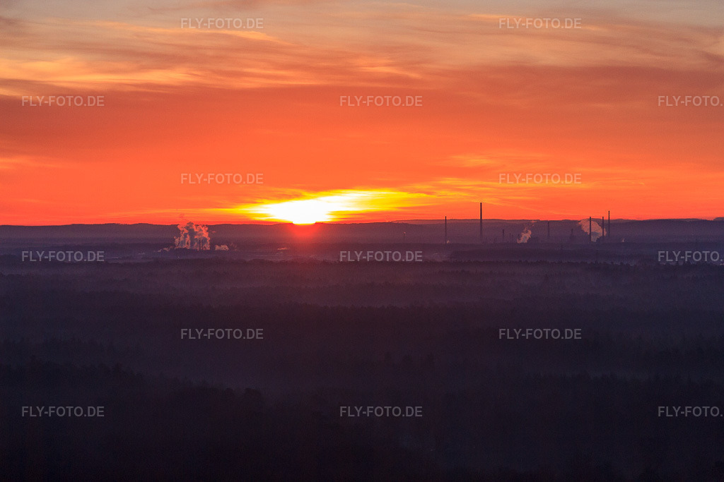 Luftbild: Sonnenaufgang über dem Bienwald in Jockgrim im Bundesland Rheinland-Pfalz in Deutschland. Foto: IMG_62961.jpg vom 20.03.2014 durch Werner Riehm/FLY-FOTO.de