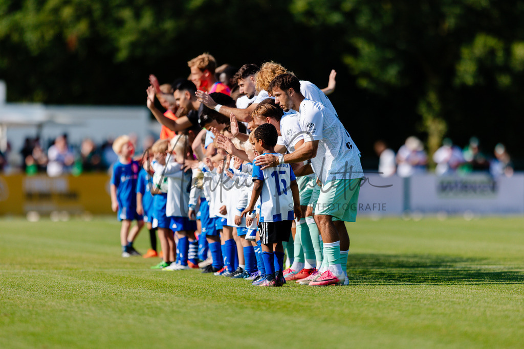 Testspiel, Saison 2026/27: SC Preußen Münster - Kickers Emden | Billerbeck, 10.07.2026: Testspiel, SC Preußen Münster gegen Kickers Emden auf der Anlage des DJK Billerbeck in Billerbeck. Foto: sportfotografie.ms | Markus Paletta - Realisiert mit Pictrs.com