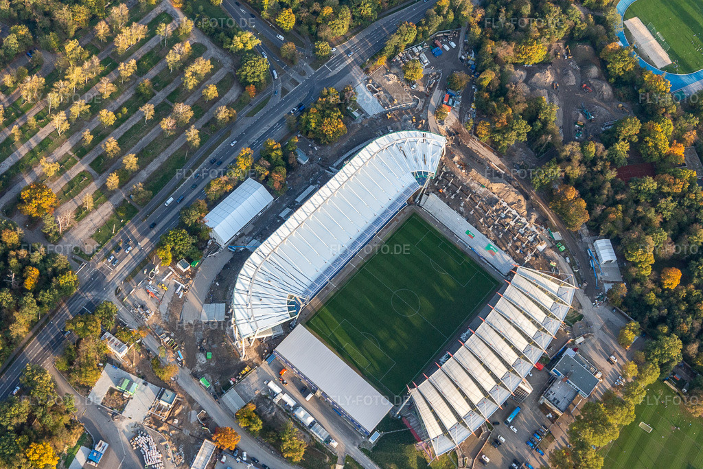 Luftbild: Erweiterungs- und Umbau- Baustelle am Sportstätten-Gelände des Stadion 