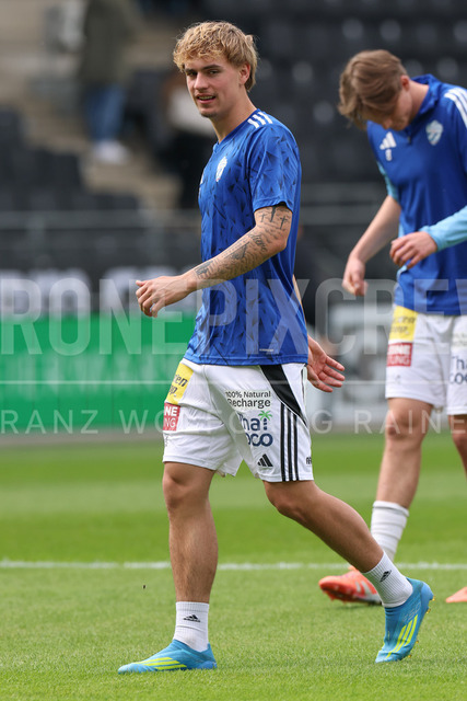 SK Puntigamer Sturm Graz vs TSV Egger Glas Hartberg – Championship Group    | Graz, Austria, 12.Apr.26 - SOCCER - ADMIRAL Bundesliga, SK Puntigamer Sturm Graz vs TSV Egger Glas Hartberg. The image shows Maximilian Hennig (Hartberg) during warm up.    