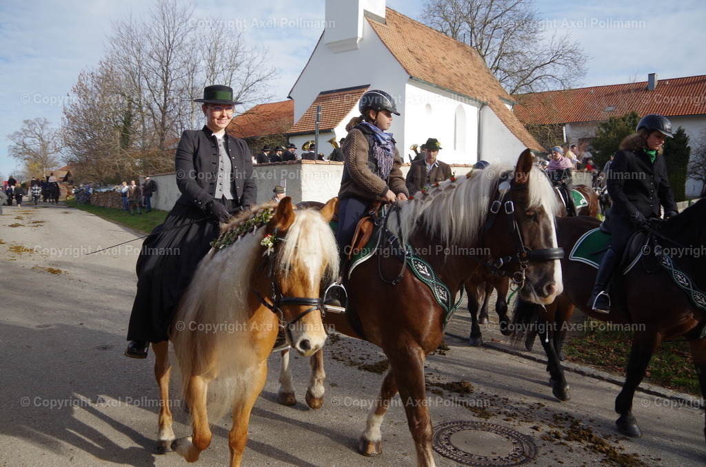 IMGP1106 | fotografiert von Axel PollmannLeonhardi Wallfahrt Benediktbeuern und Murnau, Fronleichnam, Fasching, Landschaft im Loisachtal und Benediktbeuern  - Realisiert mit Pictrs.com