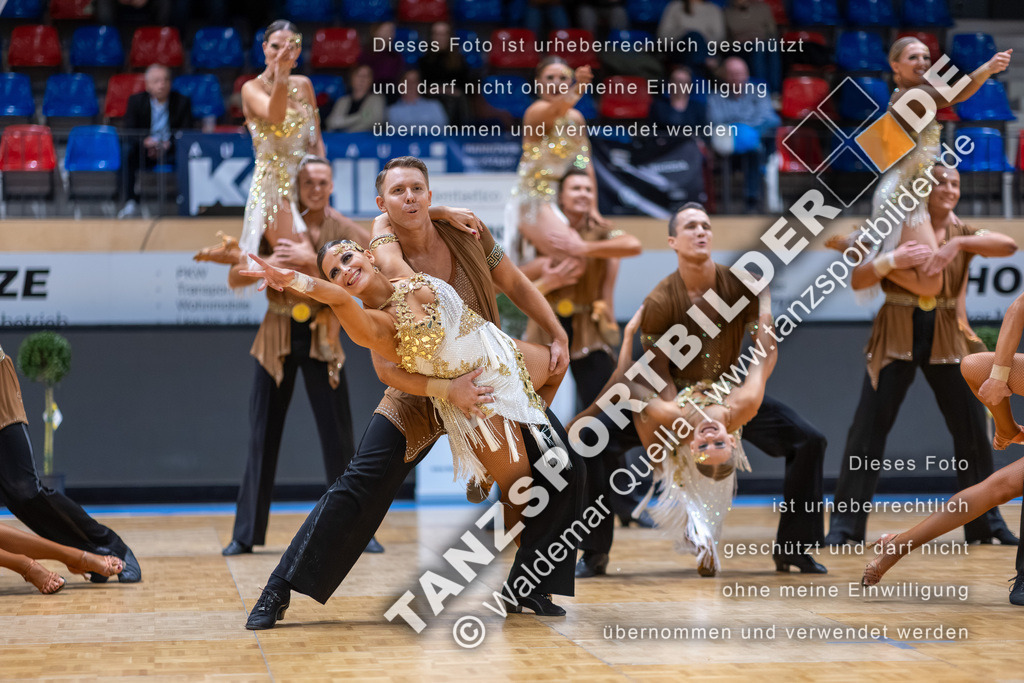 20260328-01875 | Hier finden Sie Tanz Bilder vom Latein und Standard Formationen tanzen. Sportbilder vom Tanzsport. Schöne Fotos und von Weltmeisterschaft, Europameisterschaft, Bundesliga, Regionalliga, Oberliga und Landesliga sowie von GOC Stuttgart, DanceComp, WM Bremen