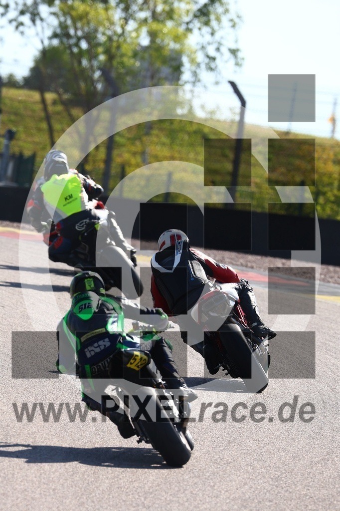 0020-20250527_04598 | Schöne Erinnerungen an spannende Momente - das festzuhalten ist unser Job. PIXELrace.de ist seit 2003 auf den Rennstrecken Europas unterwegs um die Action draußen beim Fahren und die wunderbare Stimmung imm Fahrerlager für euch einzufangen.