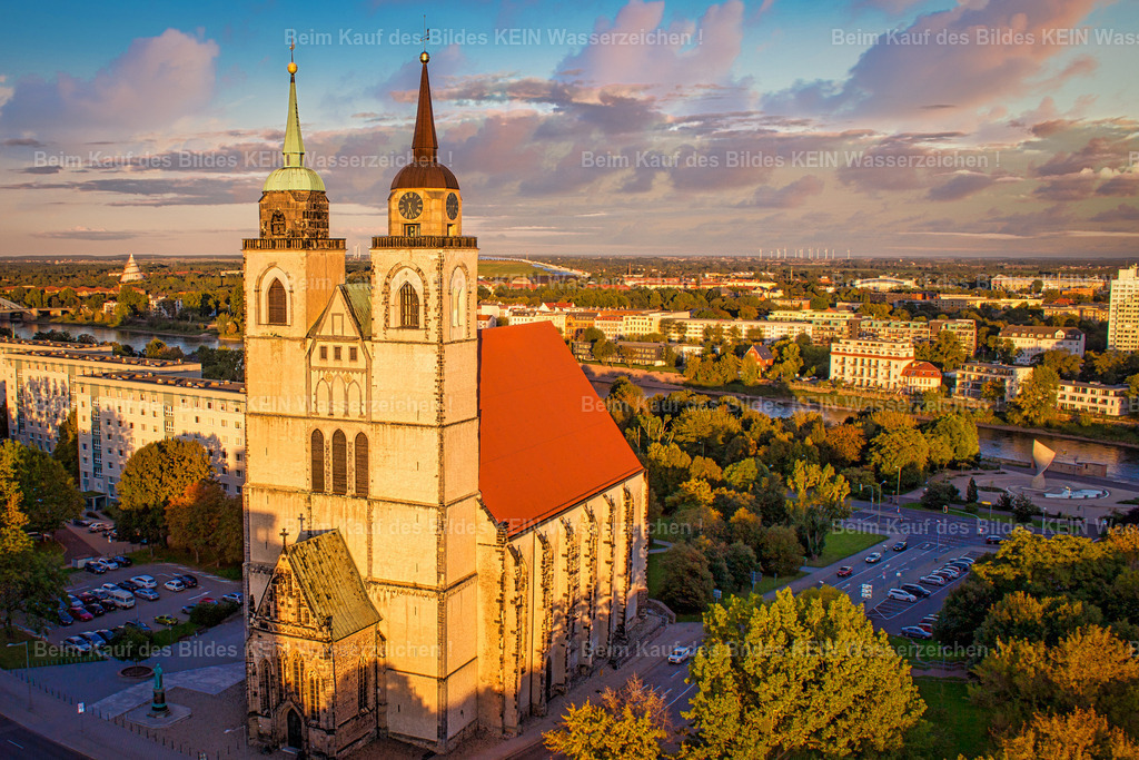MagdeburgJohanniskirche nochmal-2535 | Johanniskirche im Abendlicht - Realizado com Pictrs.com