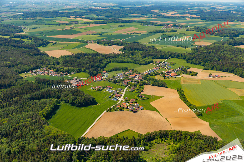 Hösacker-Weng-2024-3 | Die Luftbild Suche. Hier finden Sie Luftaufnahmen, Drohnen und Schrägluftbilder von Städten und Orte. Aktuelle + Archiv Luftbilder auch mit Lizenz.