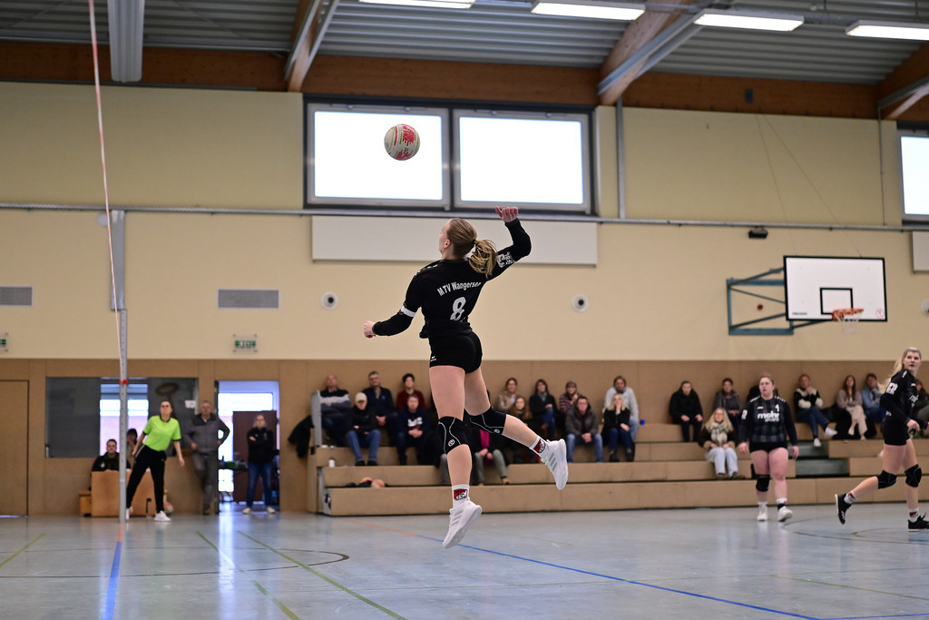 Faustball I Frauen I Saison 2025-2026 I Bundesliga Nord I 7c. Spieltag I MTV Wangersen - Ohligser TV | Der Sportfotograf. - Realisiert mit Pictrs.com