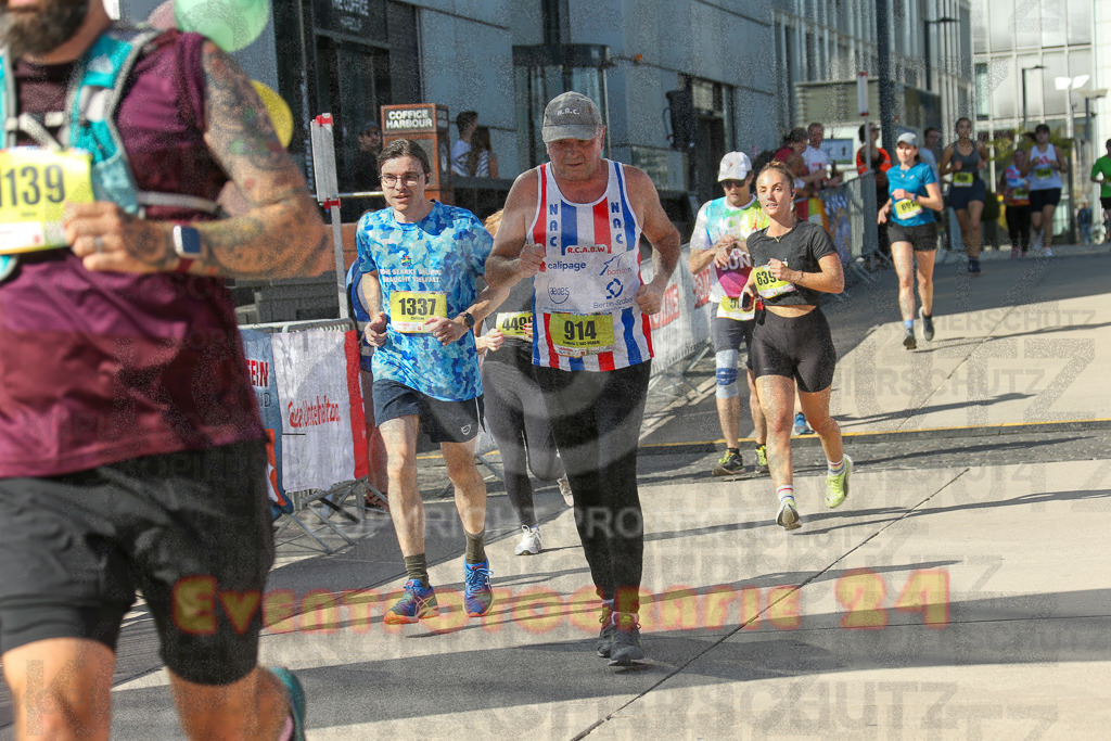 240921_1500_EX1_4214 | Sportfotografie im Rhein-Sieg Kreis, Köln, Bonn, NRW, Rheinland Pfalz, Hessen, etc. Unser Tätigkeitsfeld umfasst den Laufsport vom Volkslauf über den Marathon, Duathlon, Triathon bis zum Ultralauf wie Kölnpfad Ultra oder Schindertrail.
