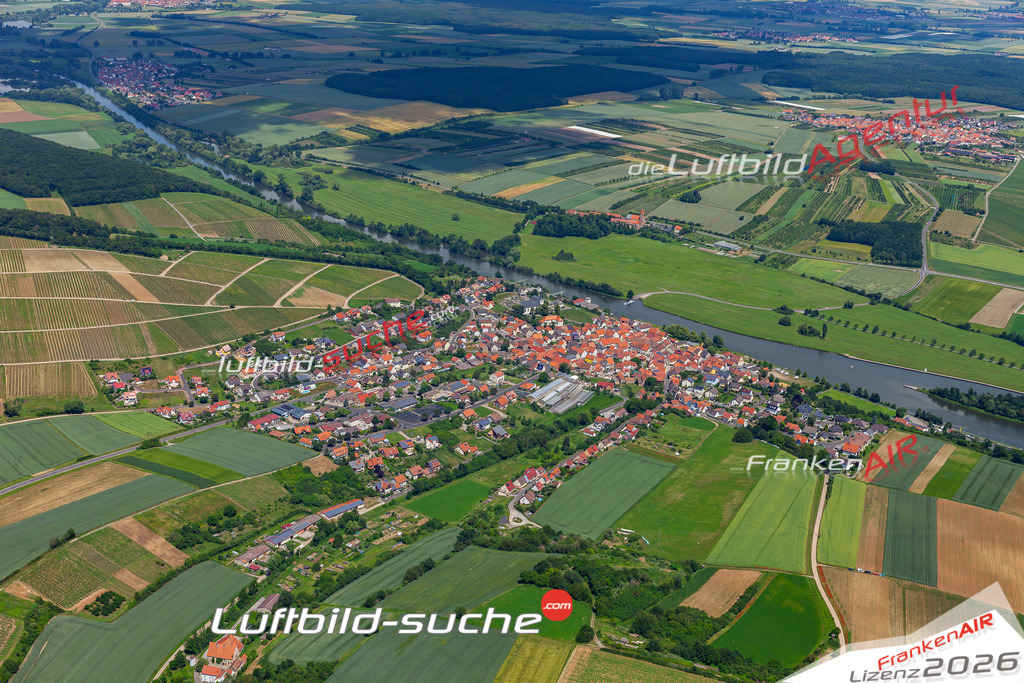 Das Luftbild der Stadt Wipfeld wurde 2019 vom Flugzeug heraus erstellt (keine Drohne) Aufnahmehöhe ca.400 Meter- hohe Auflösung- beste Druck-Qualität garantiert!