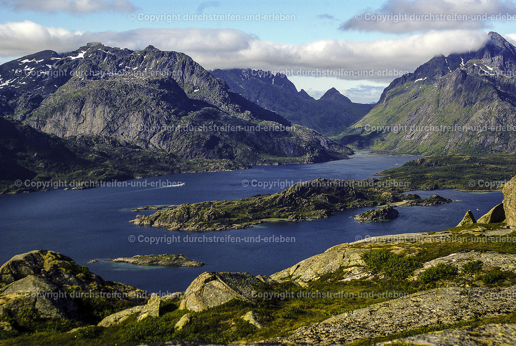 Blick auf den Rafsund auf dem Lofot | Blick auf den Rafsund auf dem Lofot - Realisiert mit Pictrs.com