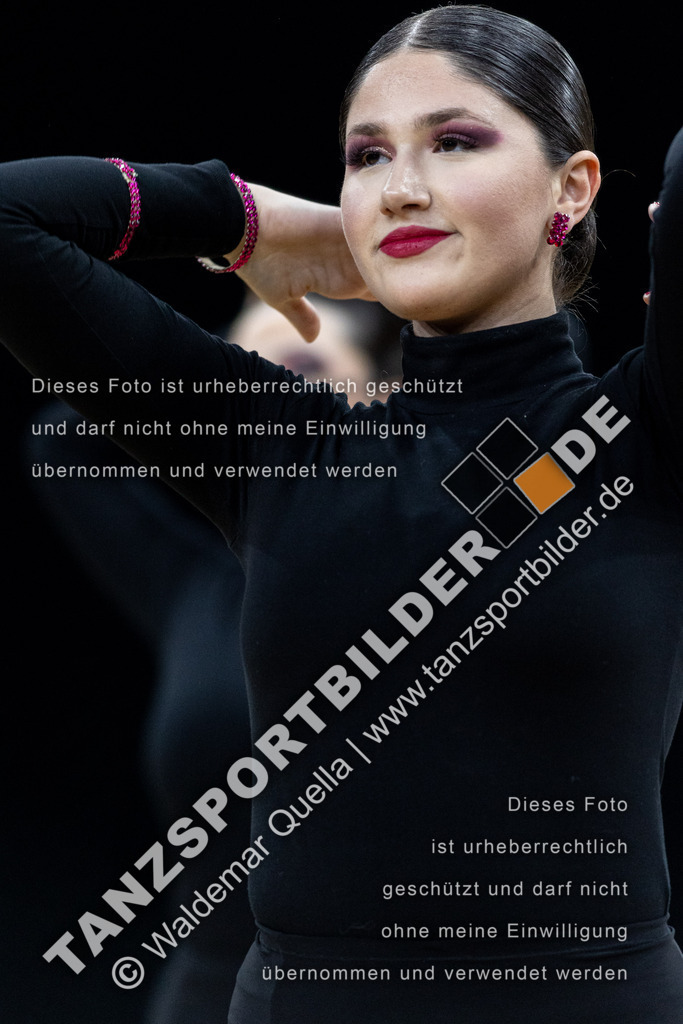 20240310-01203 | Hier finden Sie Tanz Bilder vom Latein und Standard Formationen tanzen. Sportbilder vom Tanzsport. Schöne Fotos und von Weltmeisterschaft, Europameisterschaft, Bundesliga, Regionalliga, Oberliga und Landesliga sowie von GOC Stuttgart, DanceComp, WM Bremen