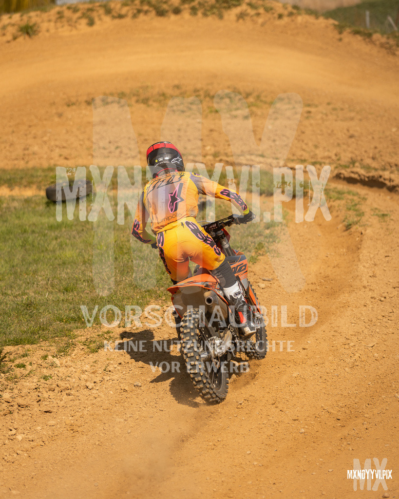 866A3716 | mxndyyvipix