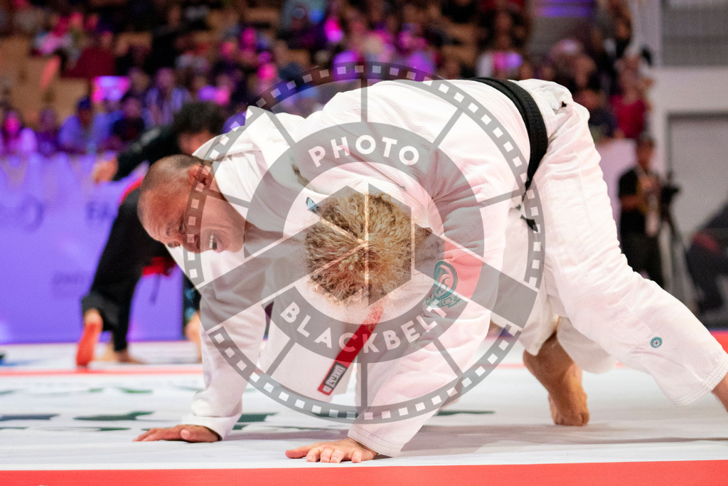 20231107PBB4682 | Fighters compete during the AJP World Master Championship in the Mubadala Arena in Abu Dhabi, Arab United Emirates, on November 7, 2023.