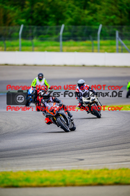 MaZZes_FotoMatrix_240614_6007705_6784 | INST