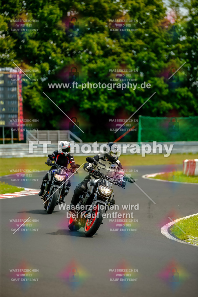 VBK-4954 | Hier findet Ihr Bilder von Touristenfahrten auf der Nürburgring Nordschleife oder von anderen Veranstaltungen die ich besucht habe. Viel Spass beim Durch Schauen 